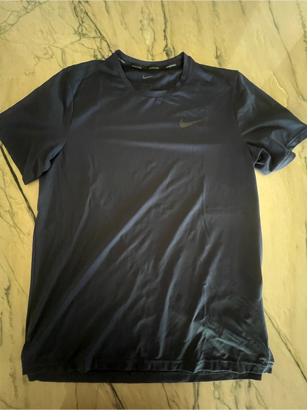 Nike Men’s Navy Short-Sleeve Performance Tee